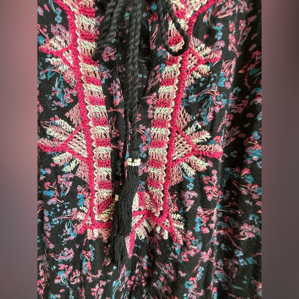 Lucky Brand Plus Black and Pink Embroidered Tunic - Picture 7 of 11